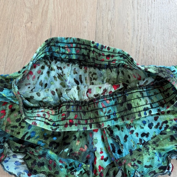 Women’s Green Leopard Print Ruffle Shorts // Size S - Picture 6 of 8